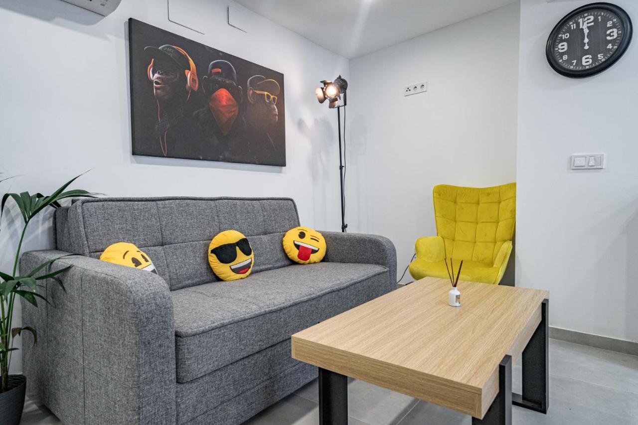 New Modern Cozy Apartment บาเลนเซีย ภายนอก รูปภาพ