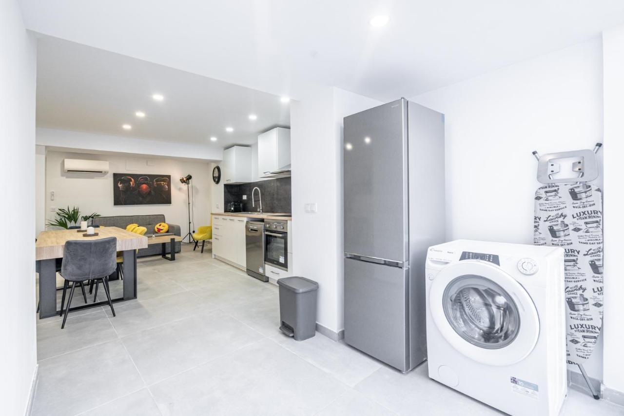 New Modern Cozy Apartment บาเลนเซีย ภายนอก รูปภาพ