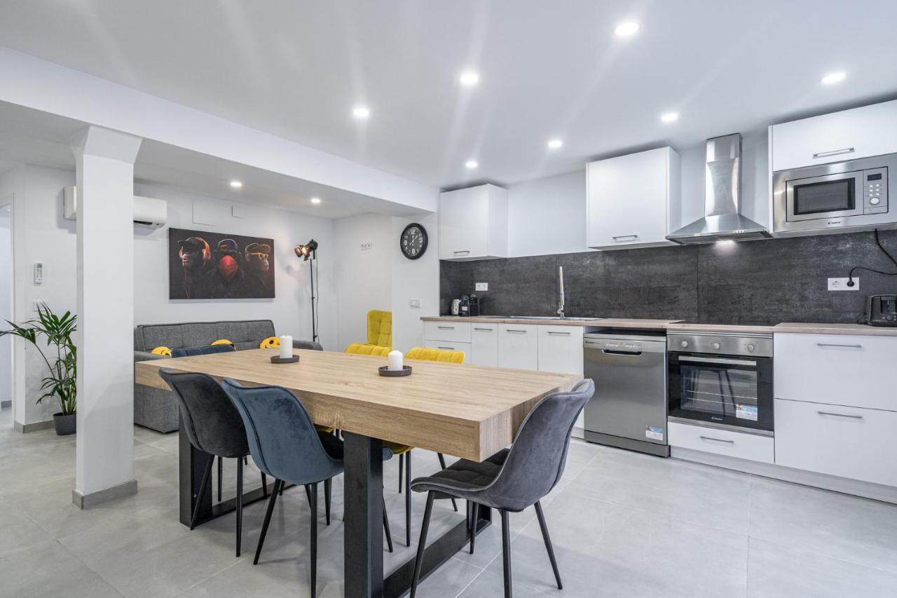 New Modern Cozy Apartment บาเลนเซีย ภายนอก รูปภาพ