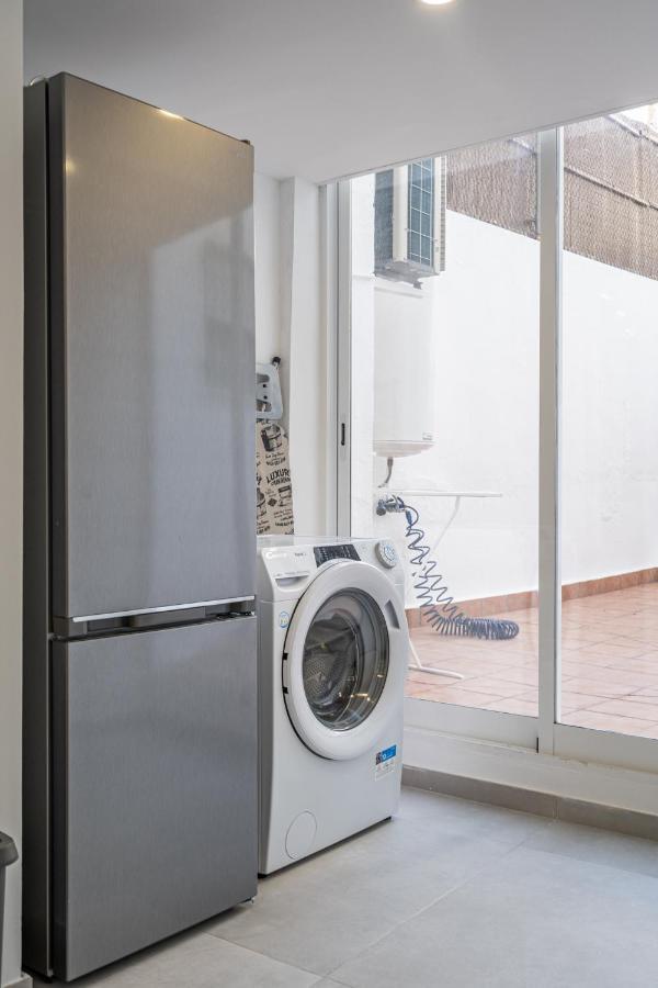 New Modern Cozy Apartment บาเลนเซีย ภายนอก รูปภาพ